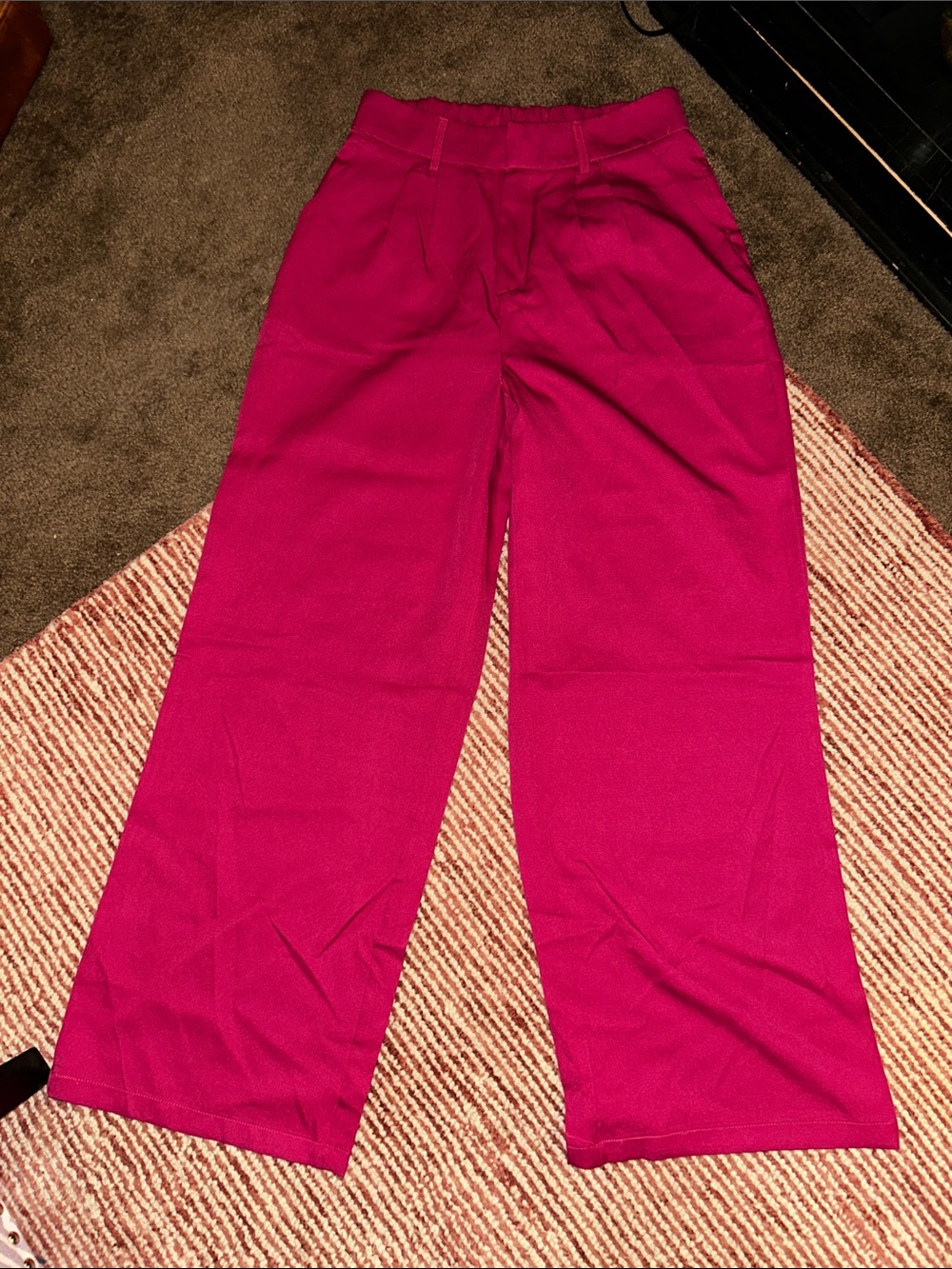 Lulumari Wide-Leg Trousers in Vibrant Fuchsia
